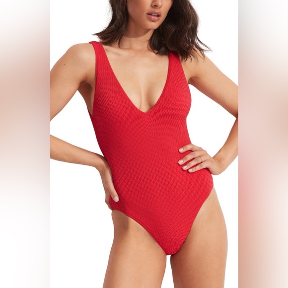 NWT Seafolly Sea Dive Deep V-Neck One-Piece Swimsuit, Chilli Red Color, Size 6 - Picture 1 of 4